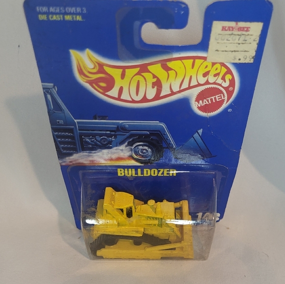 Hot Wheels Bulldozer 1992 - Picture 2 of 3
